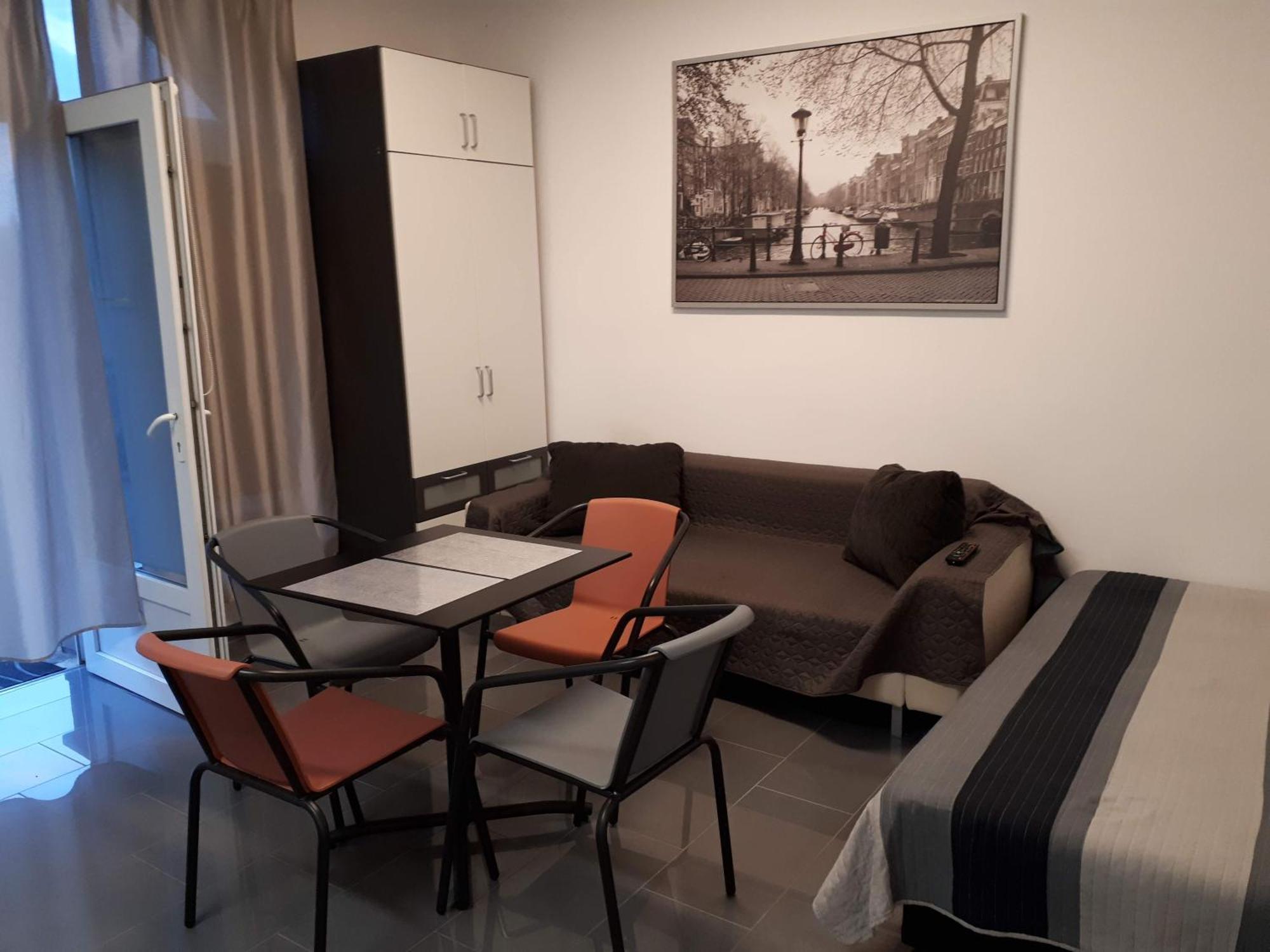Kertvarosi Apartman Tiszaújváros Εξωτερικό φωτογραφία