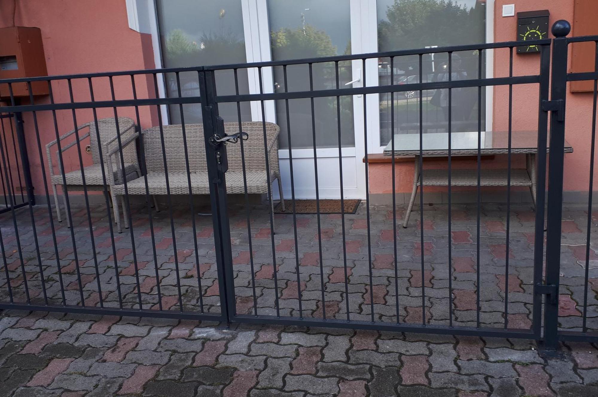 Kertvarosi Apartman Tiszaújváros Εξωτερικό φωτογραφία