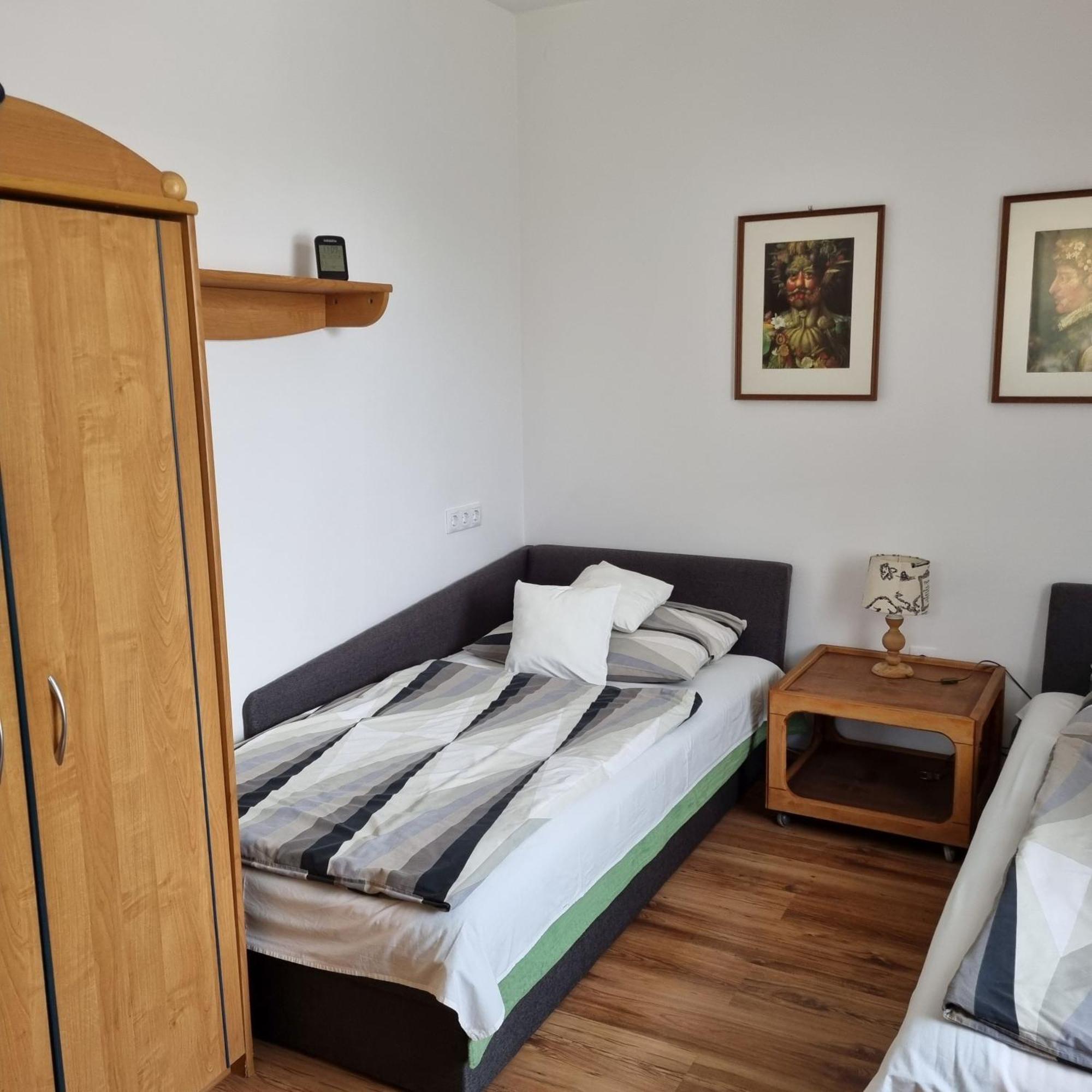 Kertvarosi Apartman Tiszaújváros Εξωτερικό φωτογραφία